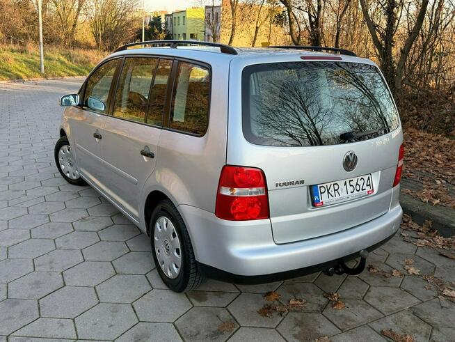 Volkswagen Touran 1.6 Benzyna 7osób Zarejestrowany Gostyń - zdjęcie 4