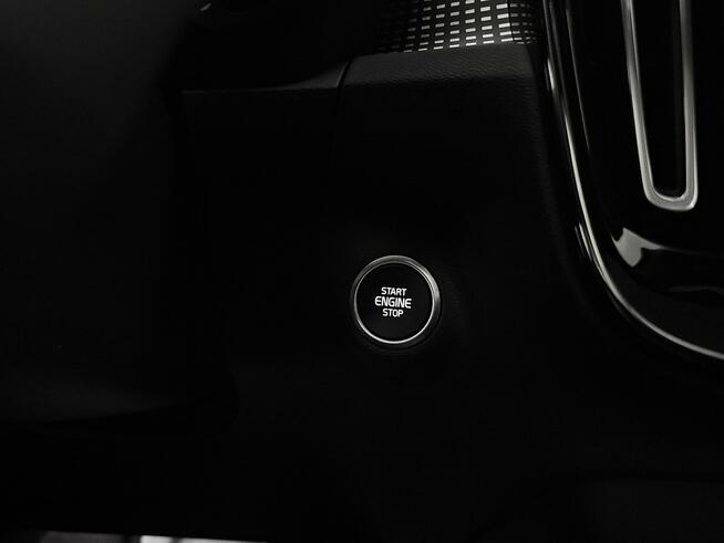 Volvo XC 40 B5(B) AWD Ultimate Bright *Gwarancja*FV23%* Tychy - zdjęcie 11