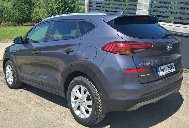 Hyundai Tucson 1.6 Benzyna 177 KM Automat 4x4 Cisiec - zdjęcie 7