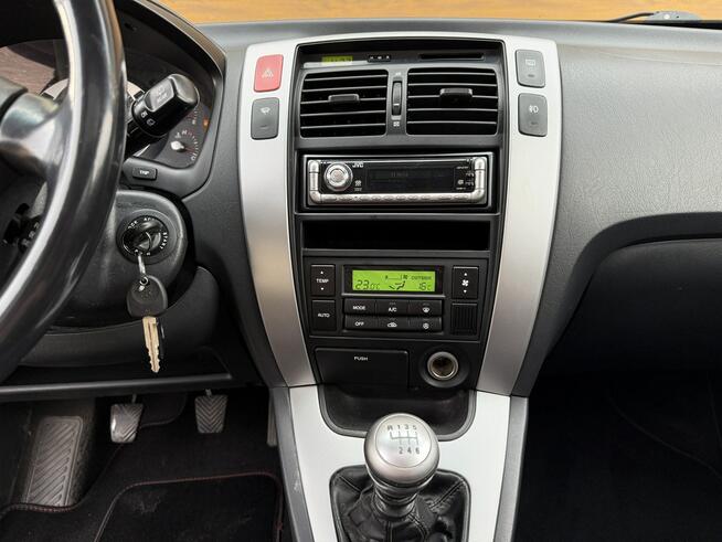 Hyundai Tucson 2.0 140KM 4X4 6 biegów szyberdach skóry bezwypadkowy Konradów - zdjęcie 12