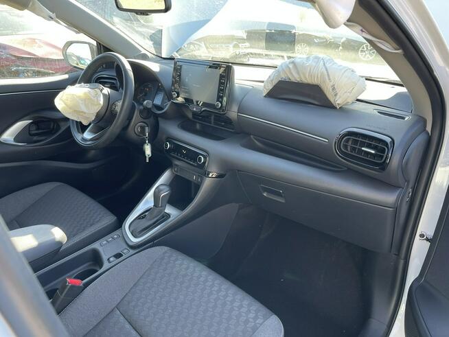 Toyota Yaris Hybryda Automat Kamera Podgrzewanie Gliwice - zdjęcie 12