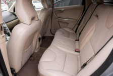 Volvo XC 60 R-Design AWD 2.4d D5 185KM 4x4 ! Super Stan ! Opłacone ! Zwoleń - zdjęcie 7