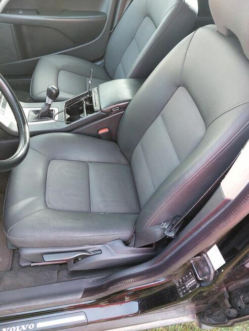 Volvo v70 d5 Warszawa - zdjęcie 2