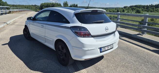 Opel ASTRA H 1.6 GTC 08r.zDeGw.pOryDoinZar.blackAndWhite.164 Bełchatów - zdjęcie 5