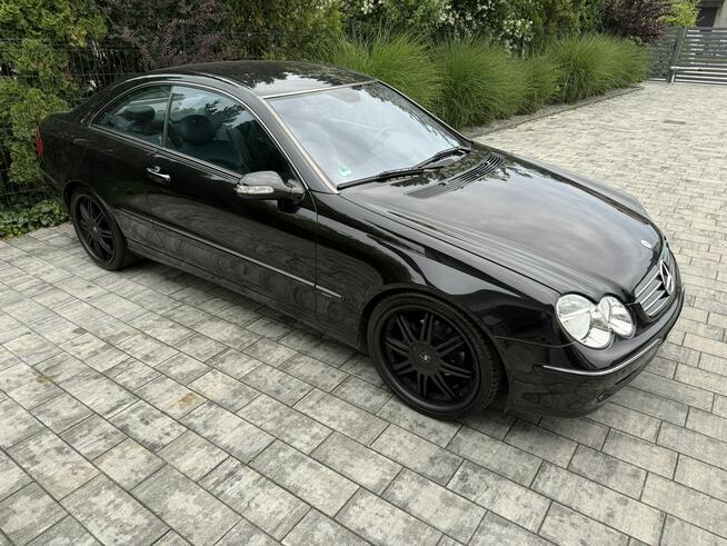 Mercedes CLK 200 czarna na czarnych felgach Poznań - zdjęcie 12