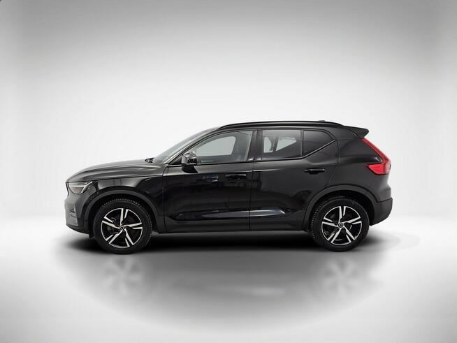 Volvo XC 40 B3 Plus Dark aut ! Z Polskiego Salonu ! Faktura VAT ! Warszawa - zdjęcie 2