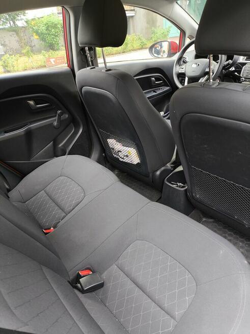 Samochód Kia Rio 1,2 Sedan 2015 r. mały przebieg Szczecin - zdjęcie 9