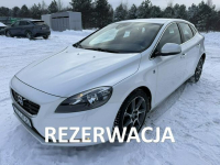 Volvo V40 1.6D Ocean Race Virtual Skóra PDC  Alu Biała Perła Carpass