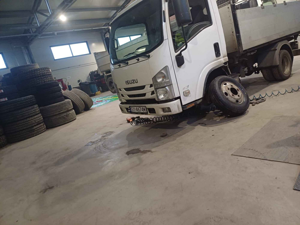 WULKANIZACJA - SPRZEDAŻ , SERWIS OPON Bytom - zdjęcie 6