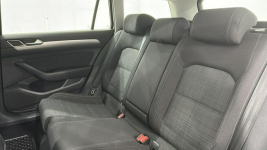 Volkswagen Passat kombi benzyna Warszawa - zdjęcie 12