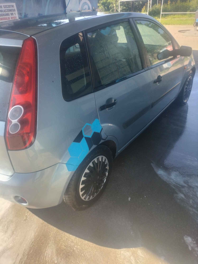 Ford Fiesta Mk 6 1.4 TDCi 2006r Jelenia Góra - zdjęcie 4