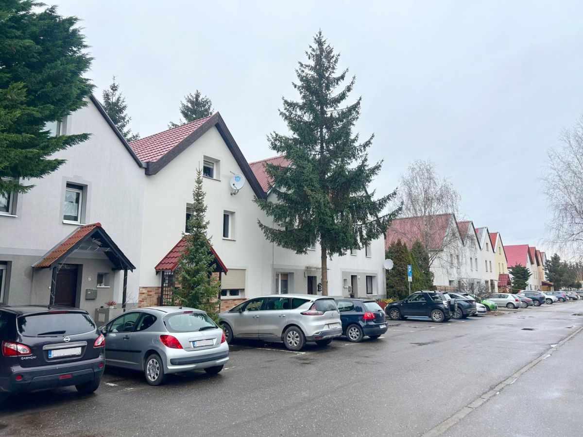 Skrajny szeregowiec, 6 pokoi - dla rodziny! Murowana Goślina - zdjęcie 1