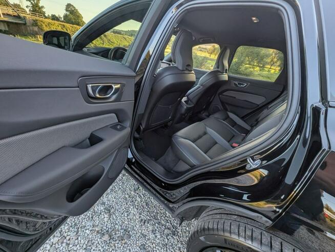 Volvo XC 60 AWD, Harman/Kardon Plus Dark Kamienna Góra - zdjęcie 10