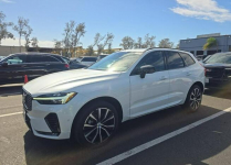 Volvo XC 60 Bogata wersja wyposażenia / AWD / B5 Chwaszczyno - zdjęcie 2