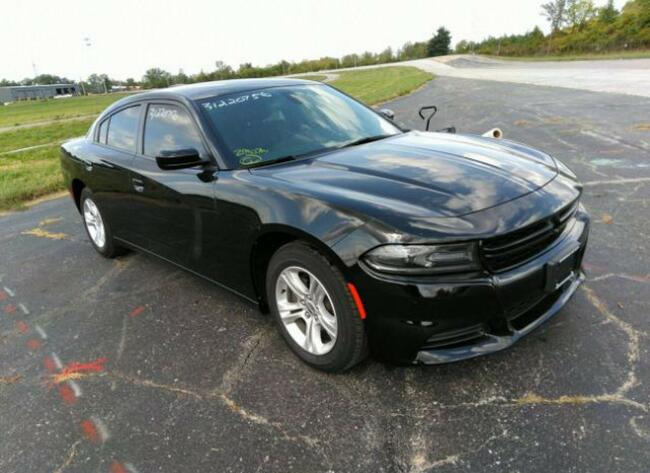 Dodge Charger 2020, 3.6L, porysowany lakier Warszawa - zdjęcie 2