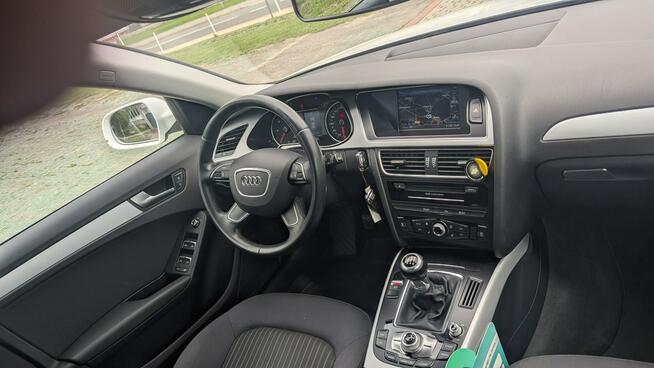 Audi A4 B8 FL 2.0 TDI 150KM 2015 • ACC • Bi-Xenon LED • Navi Plus Biała - zdjęcie 11