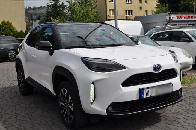 TOYOTA YARIS 1.5 HEV HYBRYD 13 tys km Nowy model 2024 Hak Holowniczy Warszawa - zdjęcie 7