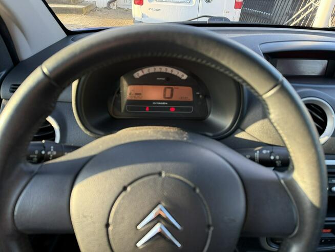 Citroen C2 1,4 benzyna 73 ps ładny świeżo zarejestrowany 76 tyś km Bolesławiec - zdjęcie 9