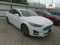 Ford Mondeo 2019, 2.0L, Titanium, 4x4, od ubezpieczalni