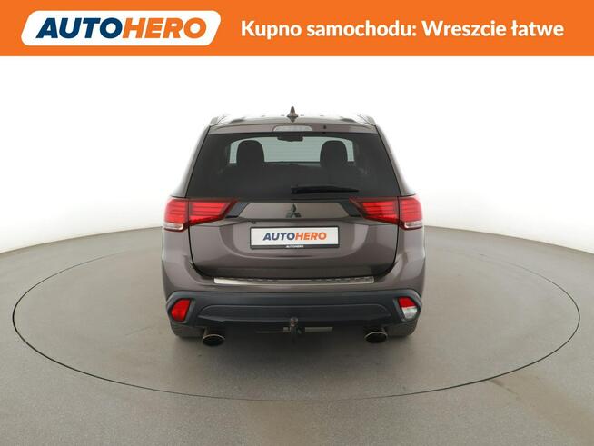 Mitsubishi Outlander 4x4 automat auto klima kamera navi Warszawa - zdjęcie 6