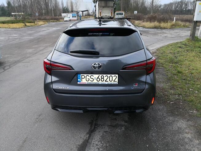 Sprzedam Toyotę Corollę Ts Kombi GR Sport Rok 2024 1.8 plus Szelejewo Pierwsze - zdjęcie 10