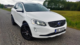 Sprzedam Volvo XC60 w topowej wersji wyposażenia MOMENTUM D4