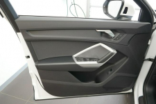 Audi Q3 35TFSI 150KM Manual Virtual Kamera MartwePole Asystenci Alu17 Kielce - zdjęcie 7