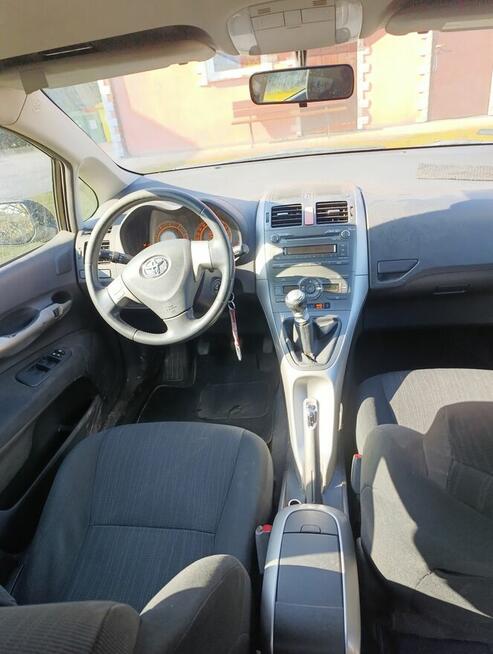 Toyota Auris 2008 Częstochowa - zdjęcie 2