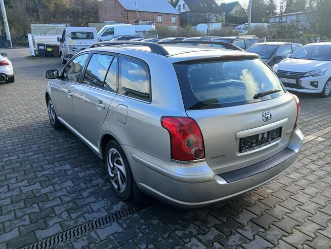 Toyota Avensis 1.8i LIFT klima NAVI czujniki stan BDB Gryfino - zdjęcie 5