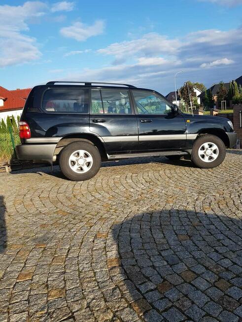 Toyota Land Cruiser 100 VX 4.2 TD 2001r 157800 km 109.000 zł Legnica - zdjęcie 1