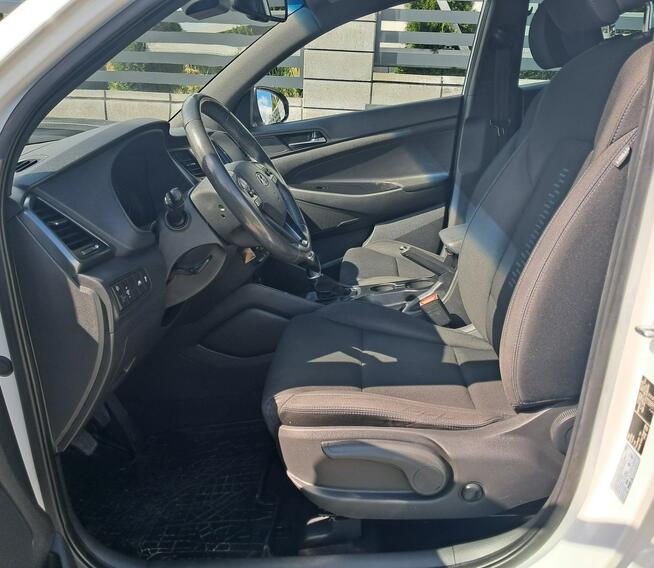 Hyundai Tucson 1.6 GDI 177 KM 2WD Cisiec - zdjęcie 4