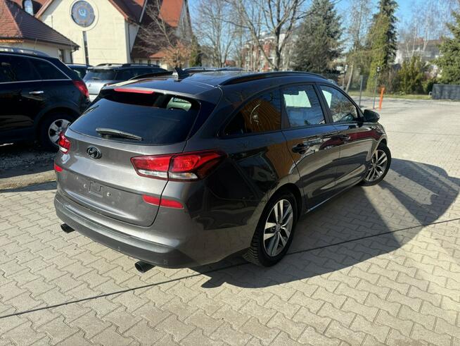 Hyundai i30 Bogaty Model Poznań - zdjęcie 3
