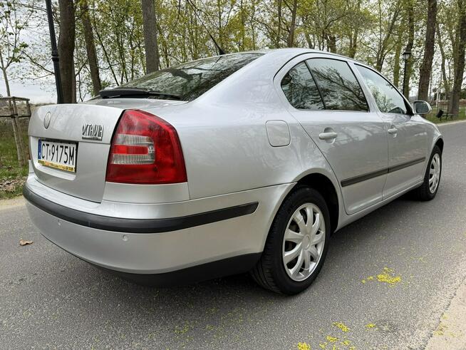 Škoda Octavia 1,6 Benzyna 116 KONI Climatronic Grz. Fotele Józefkowo - zdjęcie 9