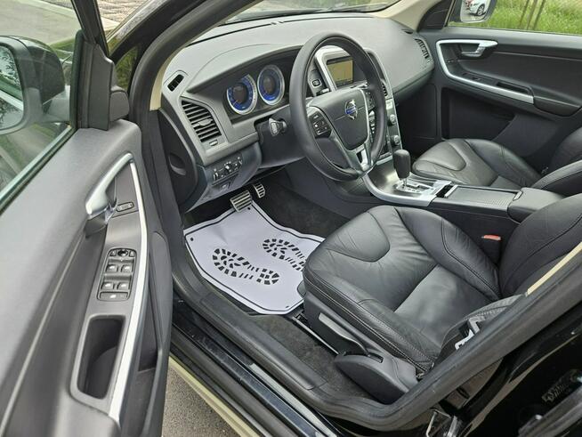 Volvo XC 60 R-Design* Bardzo Ładne i Zadbane* Rok GWARANCJI Opoczno - zdjęcie 9
