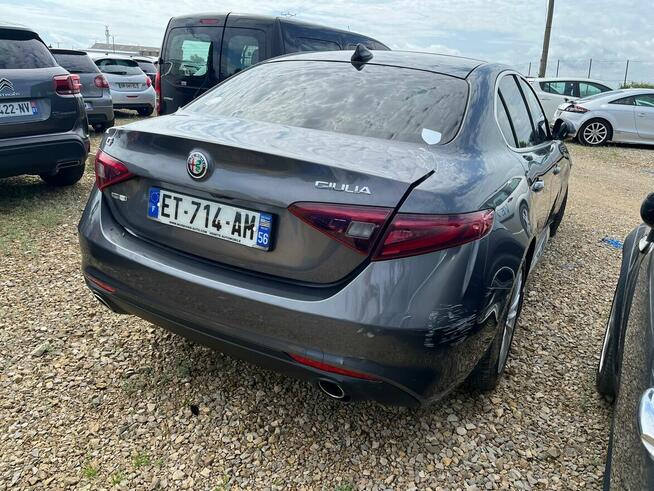 ALFA ROMEO Giulia 2.2 JTD 180 Lusso Q4 ET714 Rzeszów - zdjęcie 3