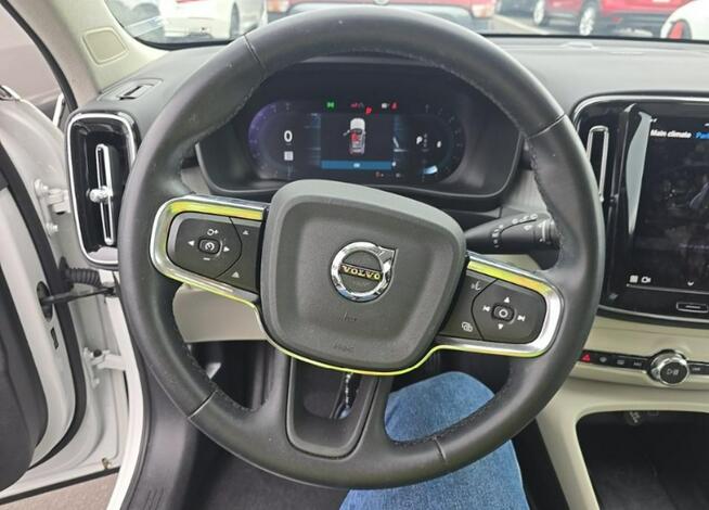 Volvo XC 40 Ultimate Bright Theme / AWD / B5 Częstochowa - zdjęcie 8