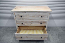 komoda z szufladami z drewna sosnowego - jak nowa Olsztyn - zdjęcie 3