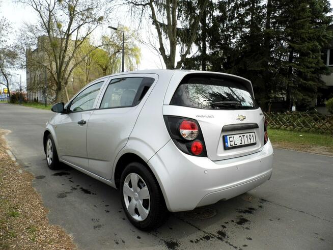 Chevrolet Aveo 1,2 klima Łódź - zdjęcie 3