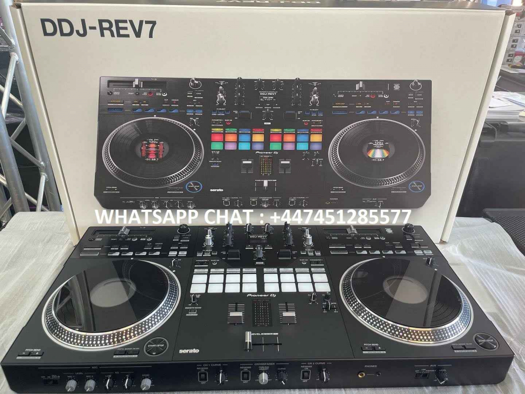 Pioneer DDJ-1000, Pioneer DDJ-1000SRT, Pioneer XDJ-RX3, Pioneer XDJ-XZ Krzyki - zdjęcie 4