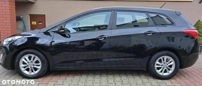 Hyundai i30 1.4 CRDi Advantage Chodzież - zdjęcie 2