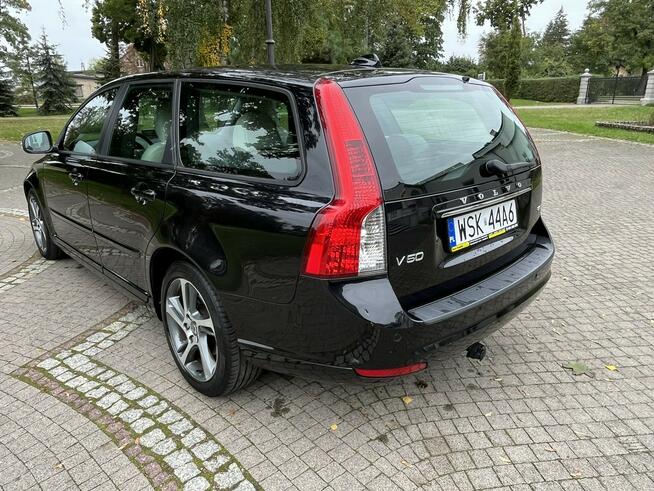 Volvo V50 Lift 2011r 2.0B Nawigacja Climatronic Alufelgi Hak Zarejestr Sokołów Podlaski - zdjęcie 2