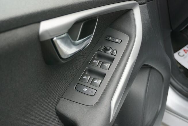 Volvo V40 zarejestrowany, ubezpieczony Opole - zdjęcie 8