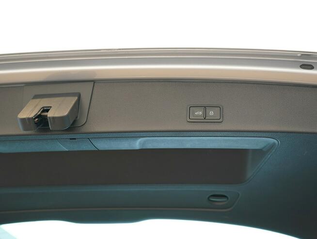 Audi Q2 40 TFSI Stronic Quattro 190KM Kamera ACC BLIS Gwarancja Kielce - zdjęcie 11