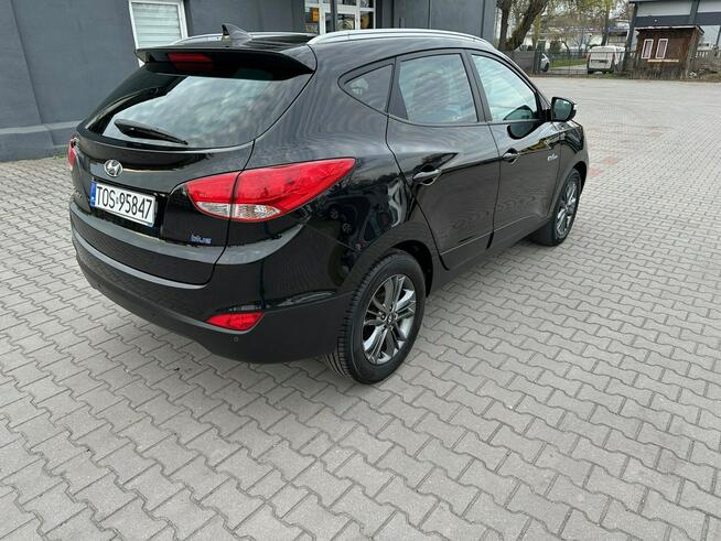 Hyundai ix35 1.6B, FULL Opcja, Alu17, Navi, Xenon, Stan bdb, Opłacony Ostrowiec Świętokrzyski - zdjęcie 5