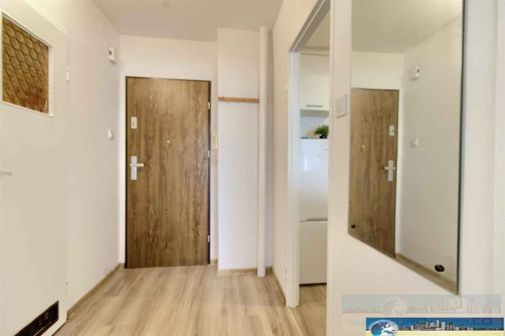 Do wynajęcia jasne 2 pokojowe mieszkanie! Poznań, os. Kosmonautów Stare Miasto - zdjęcie 4