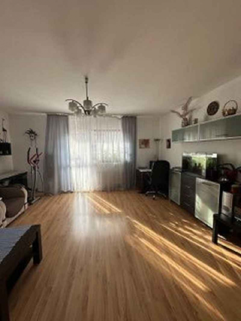 3pok, 74met, okolice Zwycięskiej TARAS (Wrocław) Krzyki - zdjęcie 1