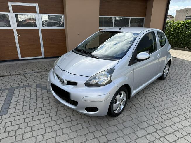 Toyota Aygo !! Rezerwacja !! Orzech - zdjęcie 12