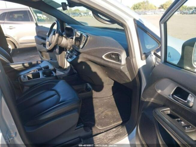2023 CHRYSLER PACIFICA TOURING L AWD Sulejówek - zdjęcie 6