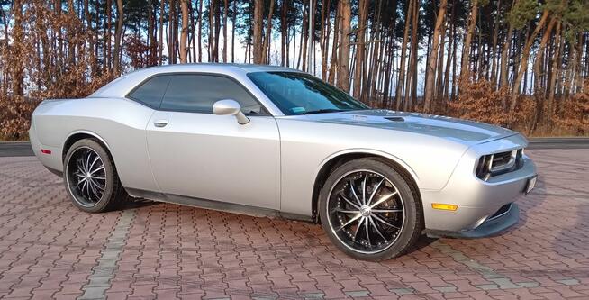 Dodge Challenger 5.7 V8 Hemi R/T Plus. Alu 22 cale. Kaliforn Wola Mrokowska - zdjęcie 1