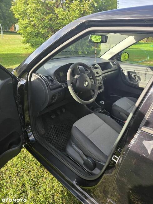 Skoda Fabia 1.2 12V Active Plus Żywiec - zdjęcie 11